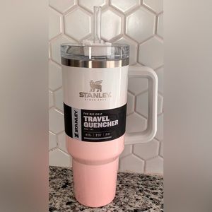 Stanley PARFAIT OMBRE (pink/white) Limited-Edition 40oz Adventure Quencher NWT